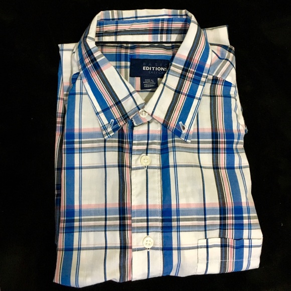 Short sleeved button down - Picture 2 of 2